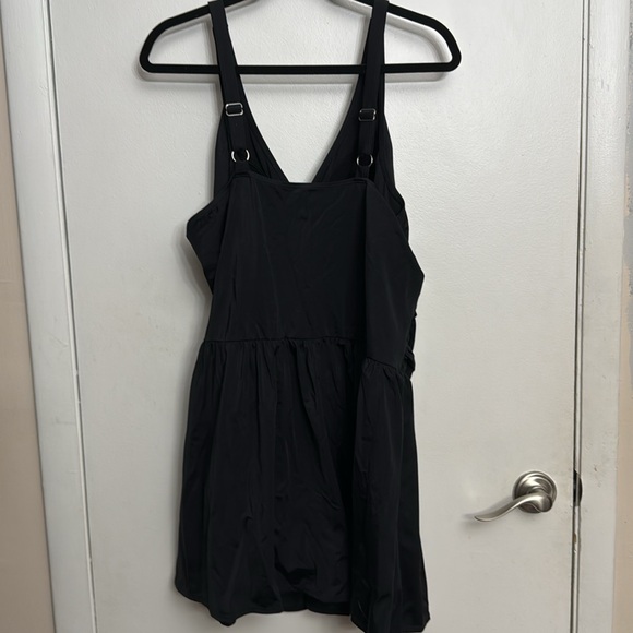 D&Co. Beach bathing suit. - Picture 2 of 2